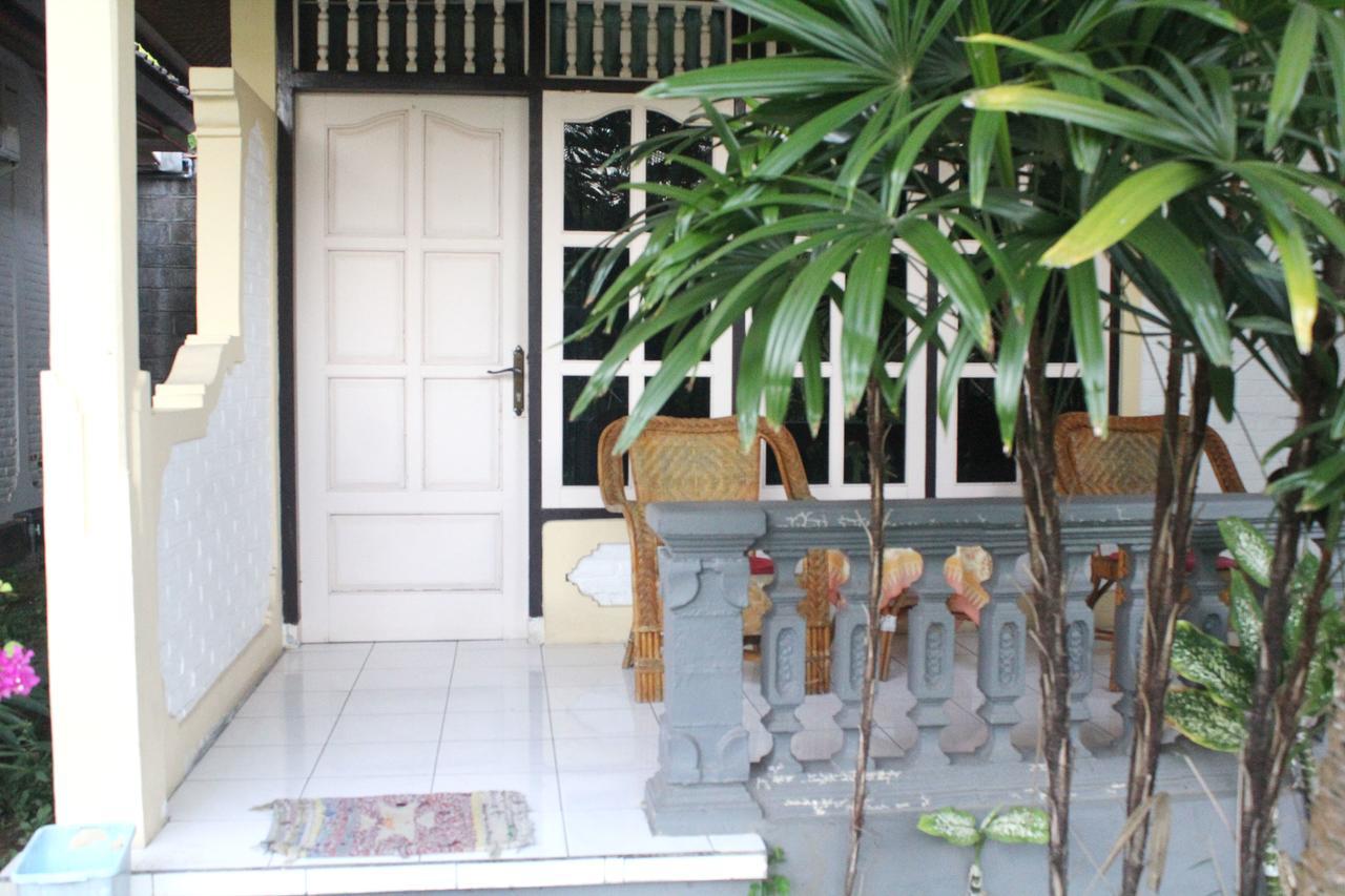 Taman Lily'S Hotel Lovina  Exterior photo